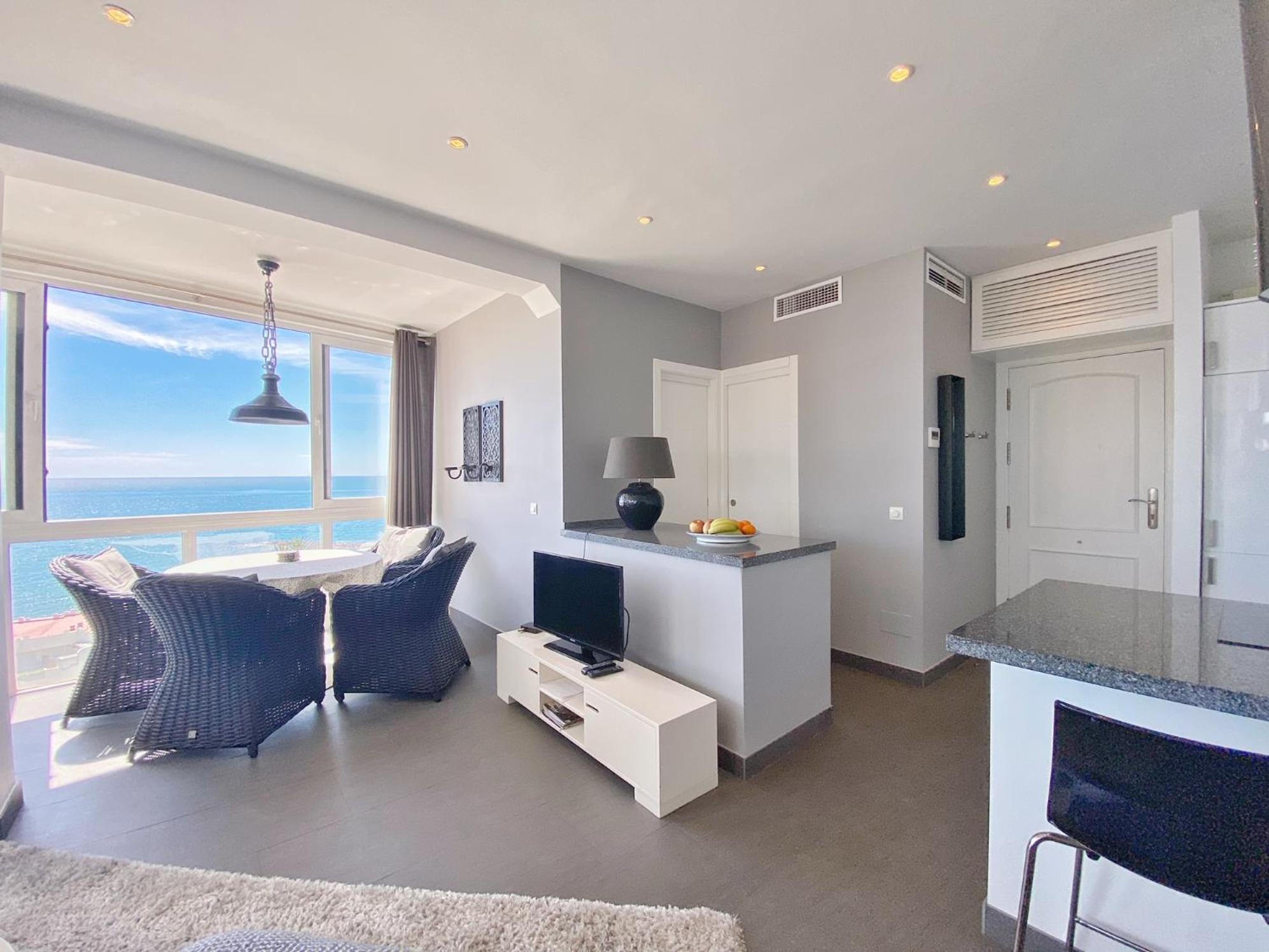 Apartemen Valdecantos Marina *